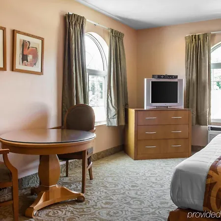 Econo Lodge Absecon-3